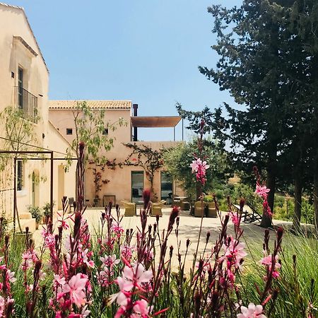 Hotel Battimandorlo Noto Exterior foto